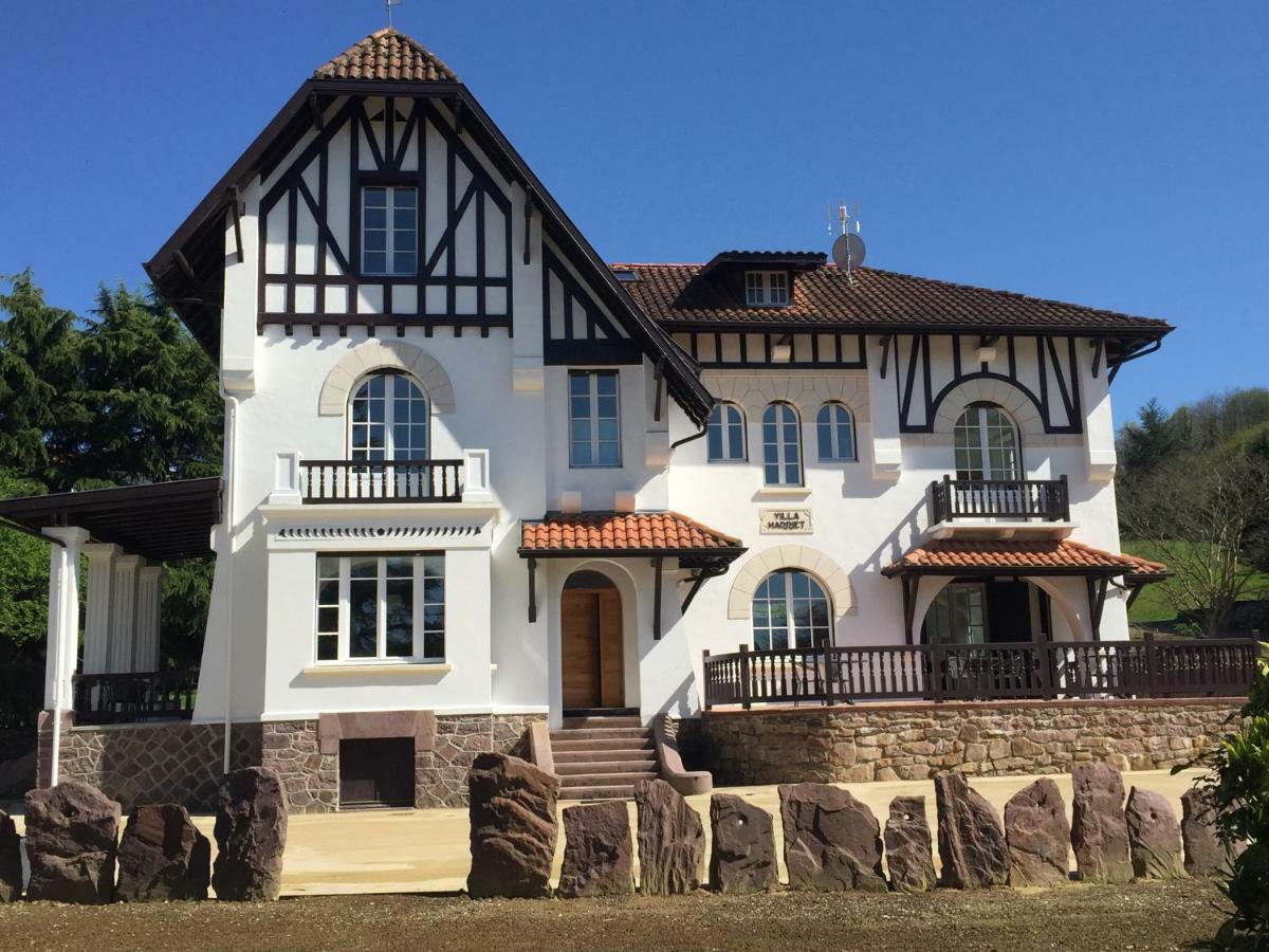 Villa Harriet Uhart-Cize Exteriör bild