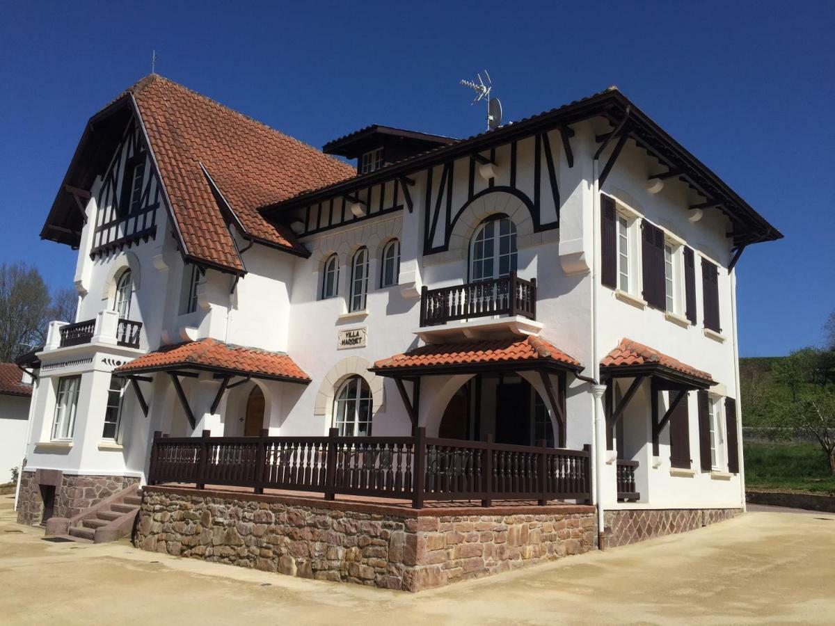 Villa Harriet Uhart-Cize Exteriör bild